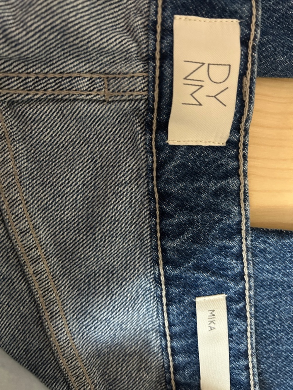 Dynamite Mika Mid-Rise Straight Leg Jeans – Blue Denim – Size 25 - Picture 3 of 5